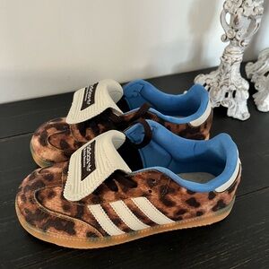 Kids Cheetah Sneakers